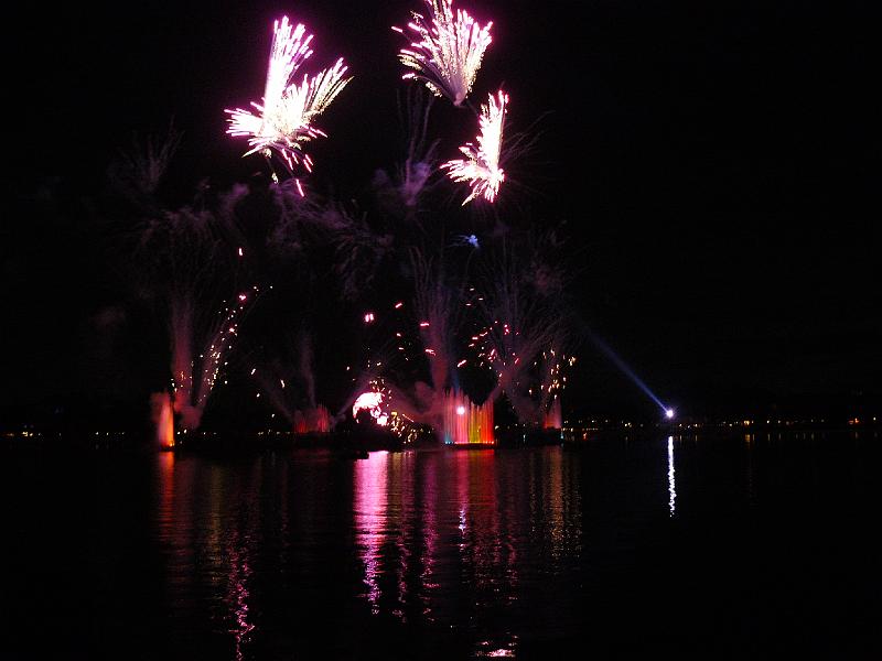 P1020212.JPG - EPCOT- fireworks show